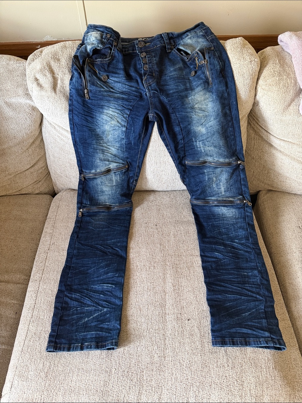 Slim Straight Men's Dark Blue Washed Jeans with Zip Details